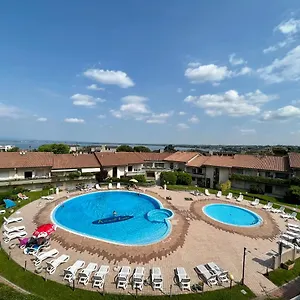 Kristall Aparthotel Desenzano del Garda